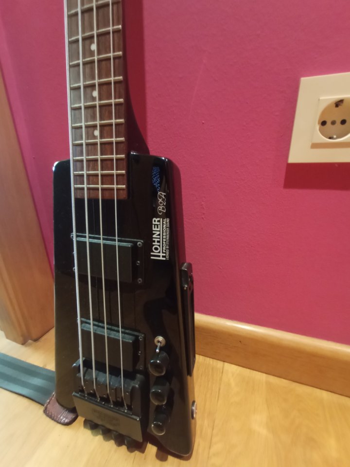 Bajo Hohner B2A (Steinberger) de segunda mano · Foto 6 de 6 · Asturias · 550 €