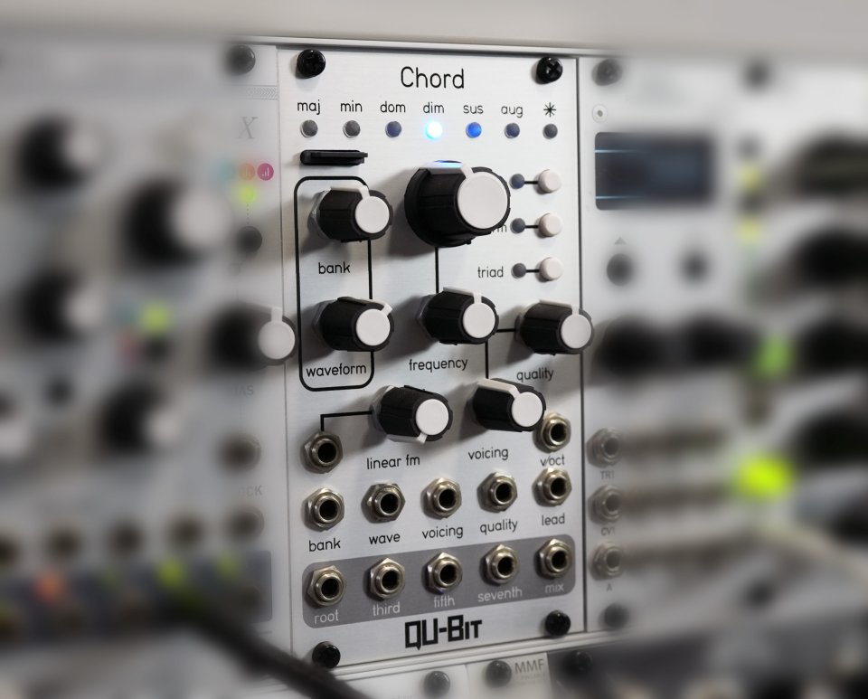 Qu-Bit Chord v2 (Sintetizador modular - Eurorack)