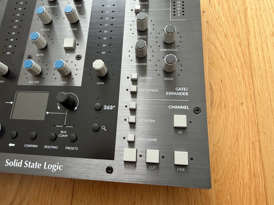 SSL UC1 Controlador hardware de plugins SSL, mint de segunda mano · Foto 2 de 4 · Araba · 530 €
