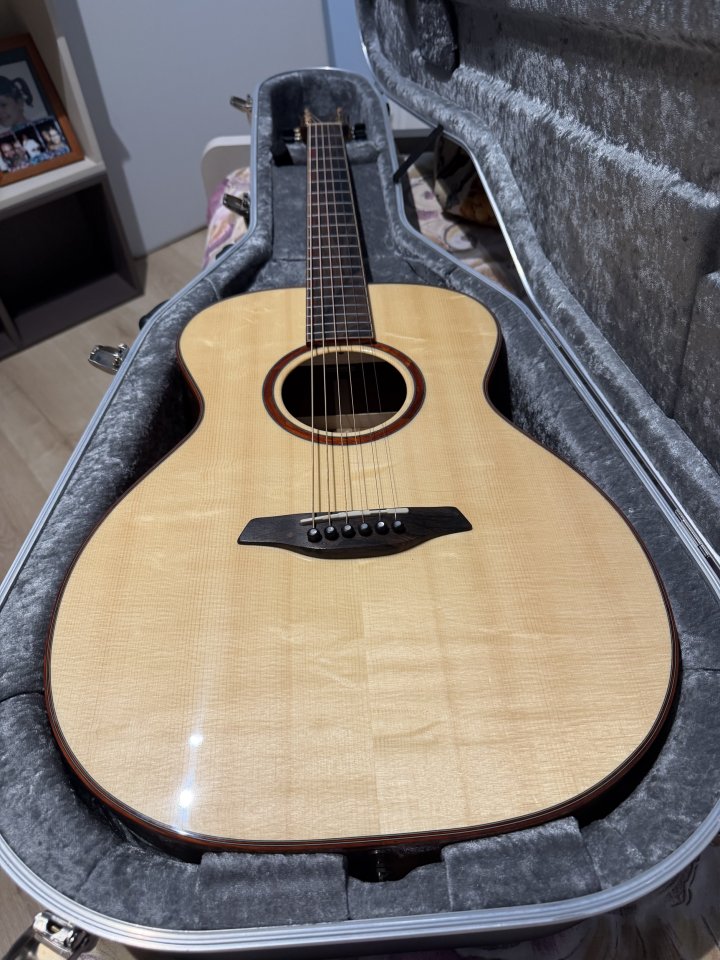 Furch Limited 2018 OM-LX Como nueva de segunda mano · Foto 3 de 10 · Barcelona · 2990 €