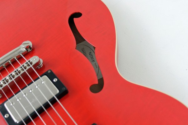 Hofner Verythin Standard - Made Germany 2006 - Cherry