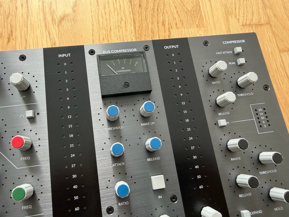SSL UC1 Controlador hardware de plugins SSL, mint de segunda mano · Foto 4 de 4 · Araba · 530 €
