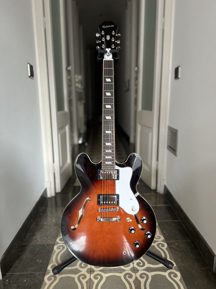 Epiphone Bonehead Riviera de segunda mano · Foto 1 de 10 · Barcelona · 650 €