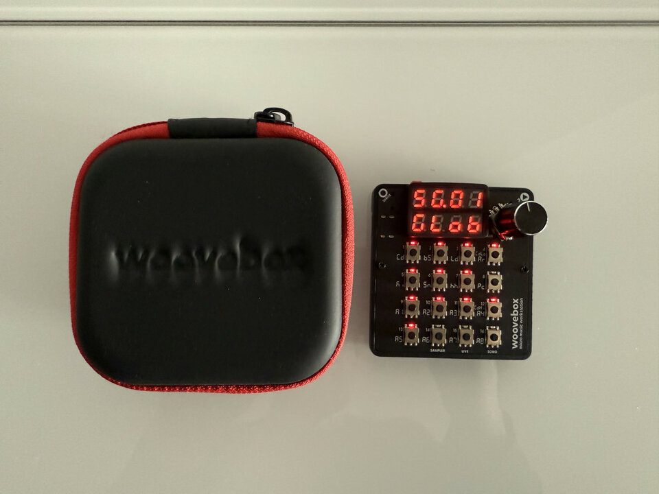 Woovebox Sintetizador/Sampler/Caja de Ritmos de segunda mano · Foto 2 de 5 · Madrid · 209 €