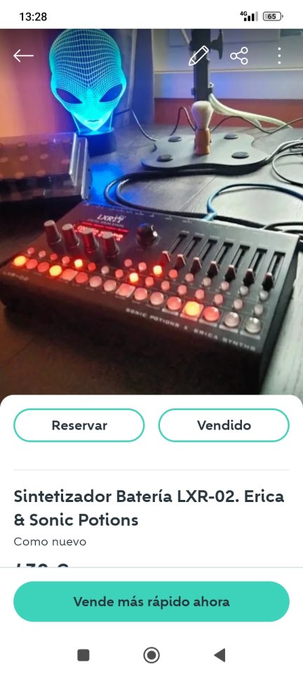 LXR-02 (Caja de ritmos digital)