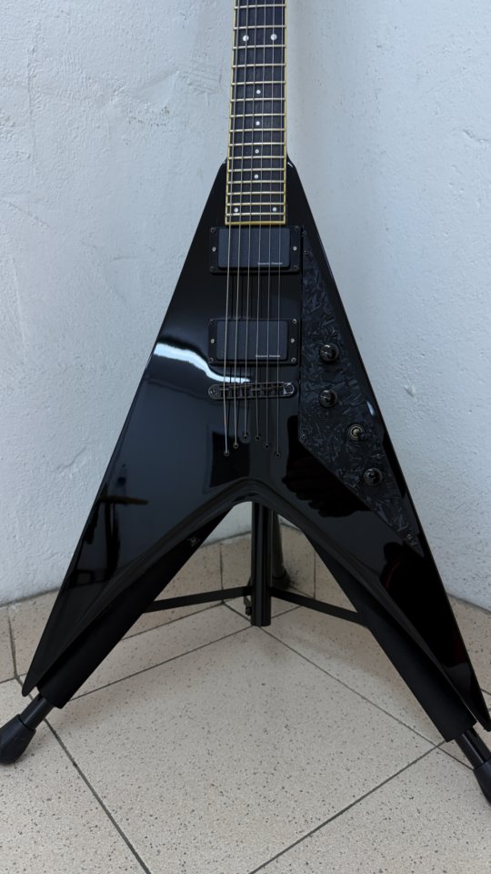 LTD 401-V mejorada de segunda mano · Foto 5 de 9 · Gipuzkoa · 1100 €