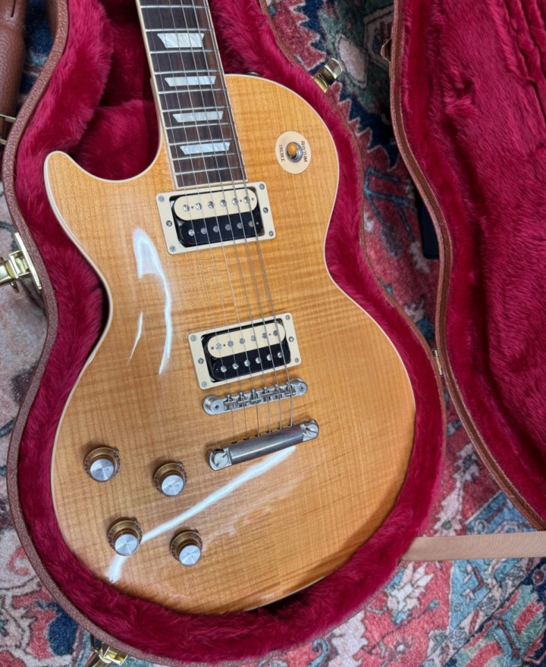 Gibson Les Paul Slash zurda de segunda mano · Foto 8 de 8 · León · 2000 €