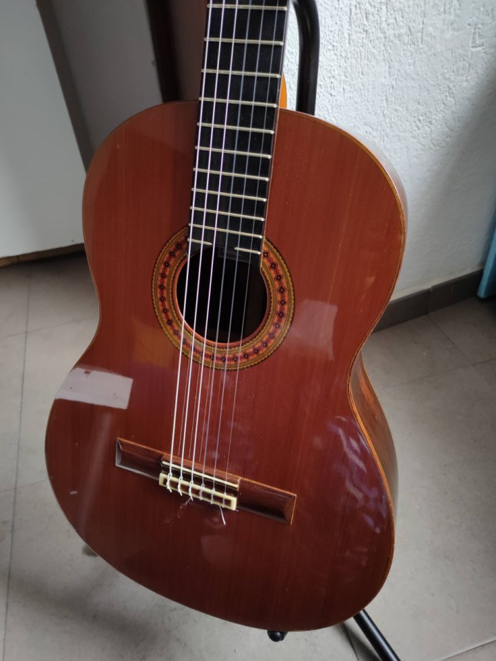 o cambio Evelio Dominguez guitarra clasica 1978 n805 "A Super" gama superior. de segunda mano · Foto 1 de 8 · Barcelona · 4500 €