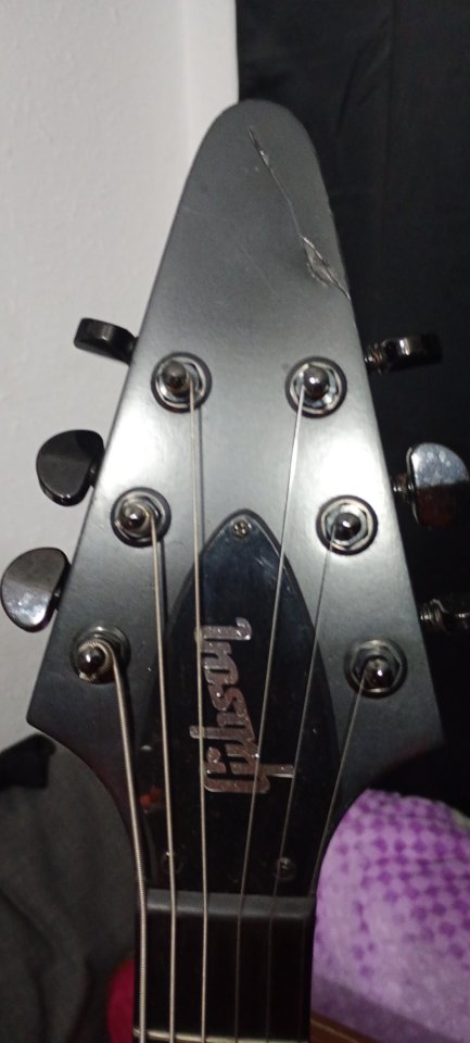 Gibson flying v gothic