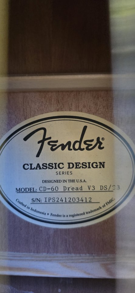 Guitarra Acústica Fender de segunda mano · Foto 7 de 9 · Madrid · 120 €