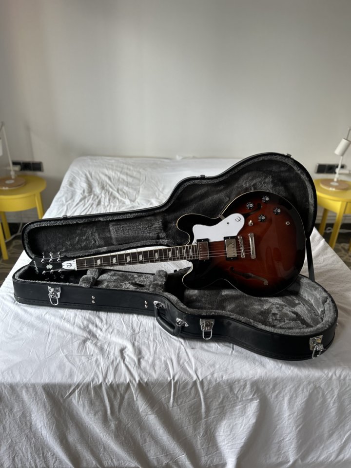 Epiphone Bonehead Riviera de segunda mano · Foto 8 de 10 · Barcelona · 650 €