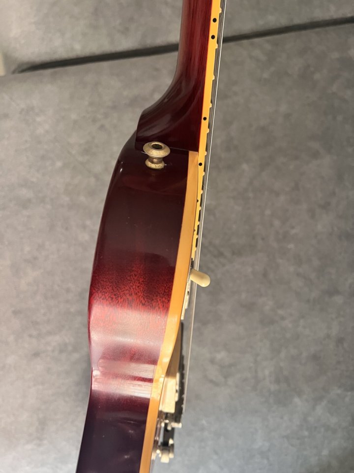 Gibson Les Paul Standard USA 2002 + estuche original de segunda mano · Foto 6 de 10 · Valencia · 2150 €