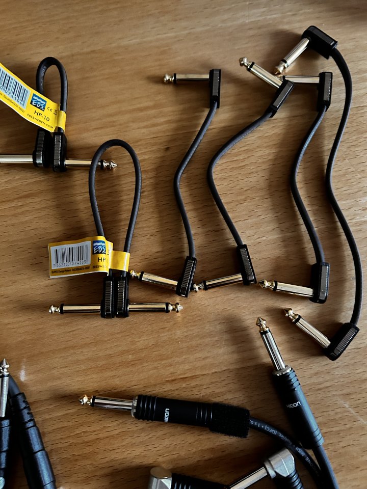 Lote patch cables Ebs high performance y Sommer de segunda mano · Foto 2 de 4 · Alicante · 60 €