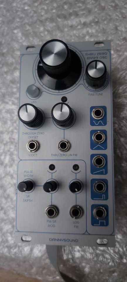 Tobinski EN129 Through Zero Oscillator de segunda mano · Foto 3 de 9 · Barcelona · 220 €