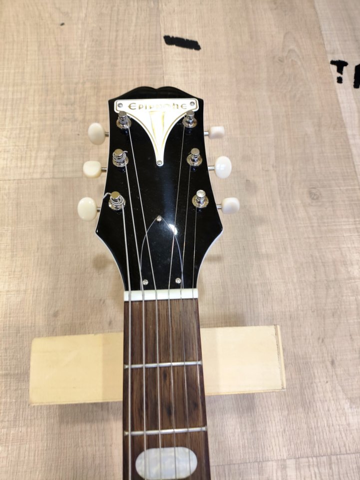 Epiphone Crestwood Custom Polaris white