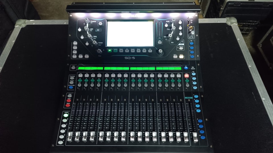 Allen & Heath SQ5 de segunda mano · Foto 1 de 7 · Barcelona · 2195 €