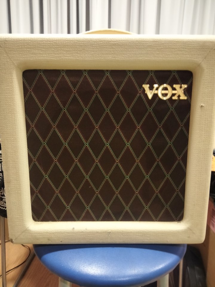 Amplificador de válvulas Vox AC4TV de segunda mano · Foto 1 de 7 · Zaragoza · 220 €