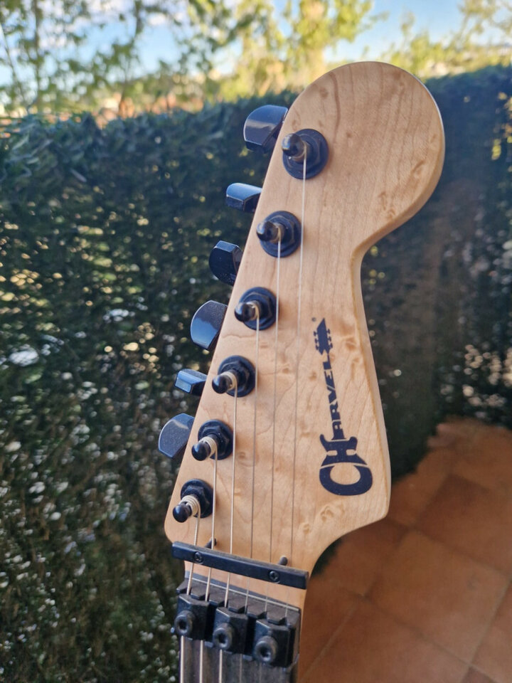 Charvel Pro Mod So-Cal HSS Pharaoh's Gold (mástil Birdseye!)