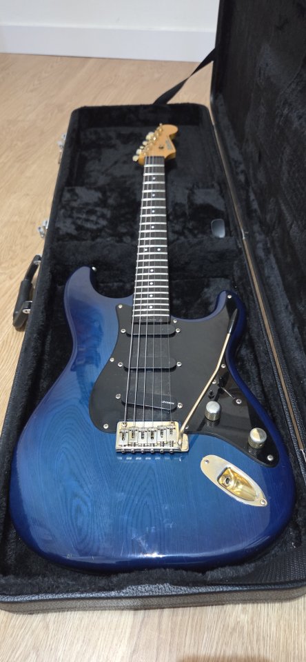 Blade Levinson R2 Japonesa vintage