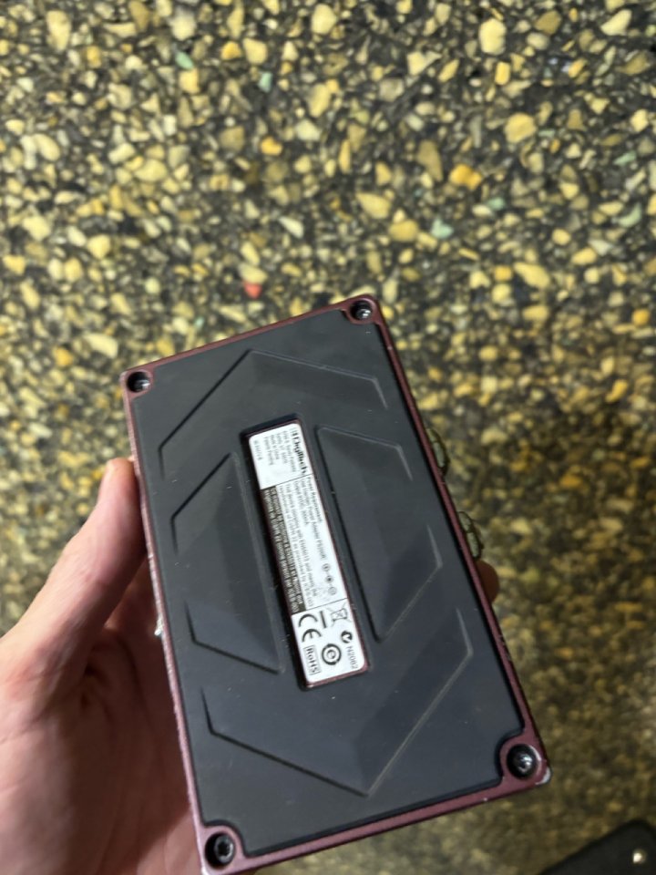 Hardwire RV-7 Stereo reverb