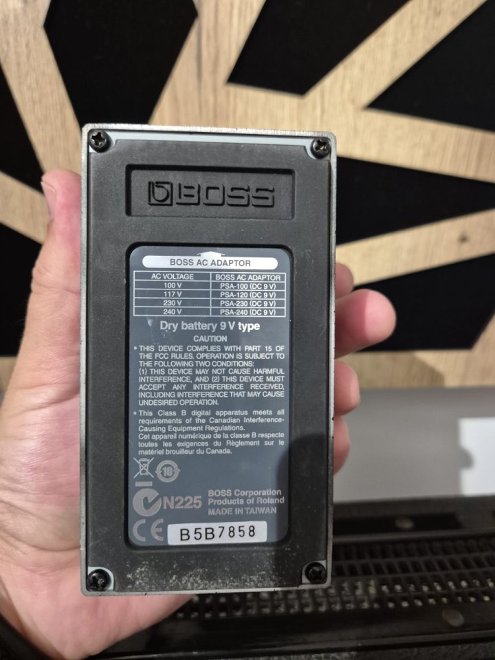 BOSS Power Stack ST-2 de segunda mano · Foto 2 de 5 · Valencia · 68 €