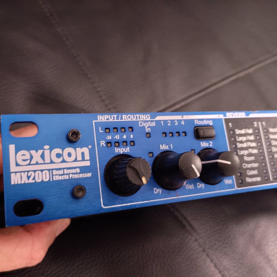 Léxicon MX 200 de segunda mano · Foto 3 de 6 · Málaga · 80 €