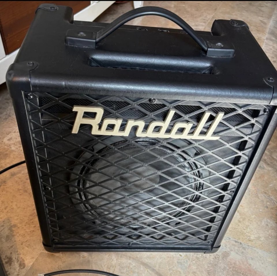 Amplificador Valvular Randall Diavlo RD5C (Combo 1x10") de segunda mano · Foto 1 de 3 · Córdoba · 200 €