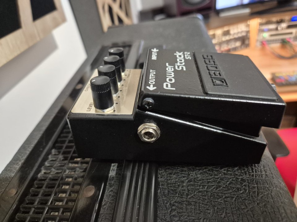 BOSS Power Stack ST-2 de segunda mano · Foto 4 de 5 · Valencia · 68 €