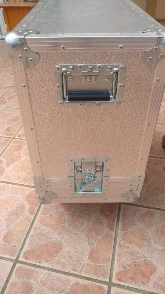 (O Cambio) Flight Case COMBO o pantalla