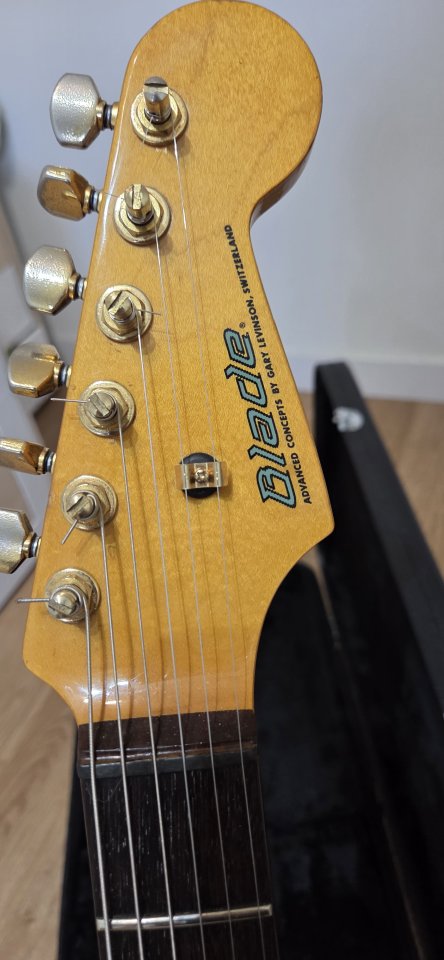 Blade Levinson R2 Japonesa vintage