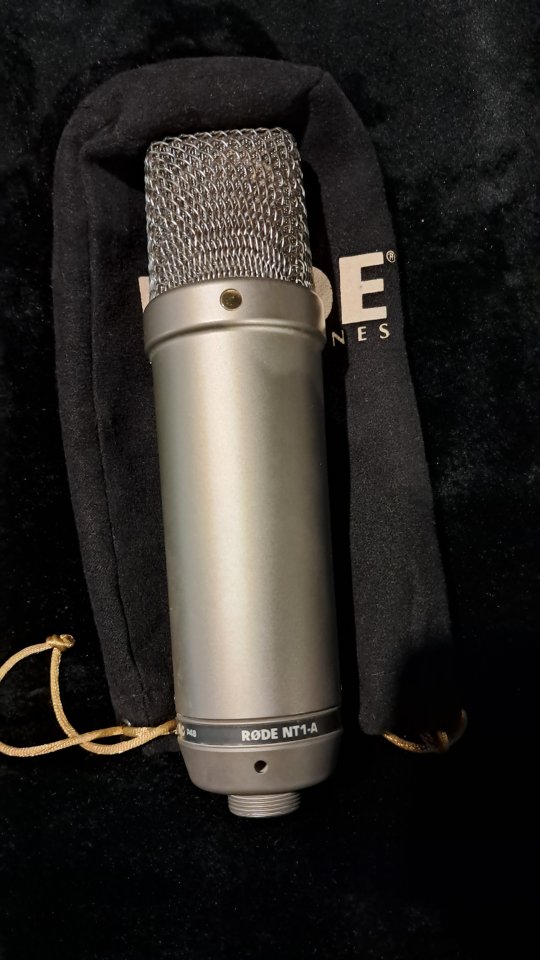 Micrófono RØDE NT1-A de segunda mano · Foto 3 de 4 · Barcelona · 120 €