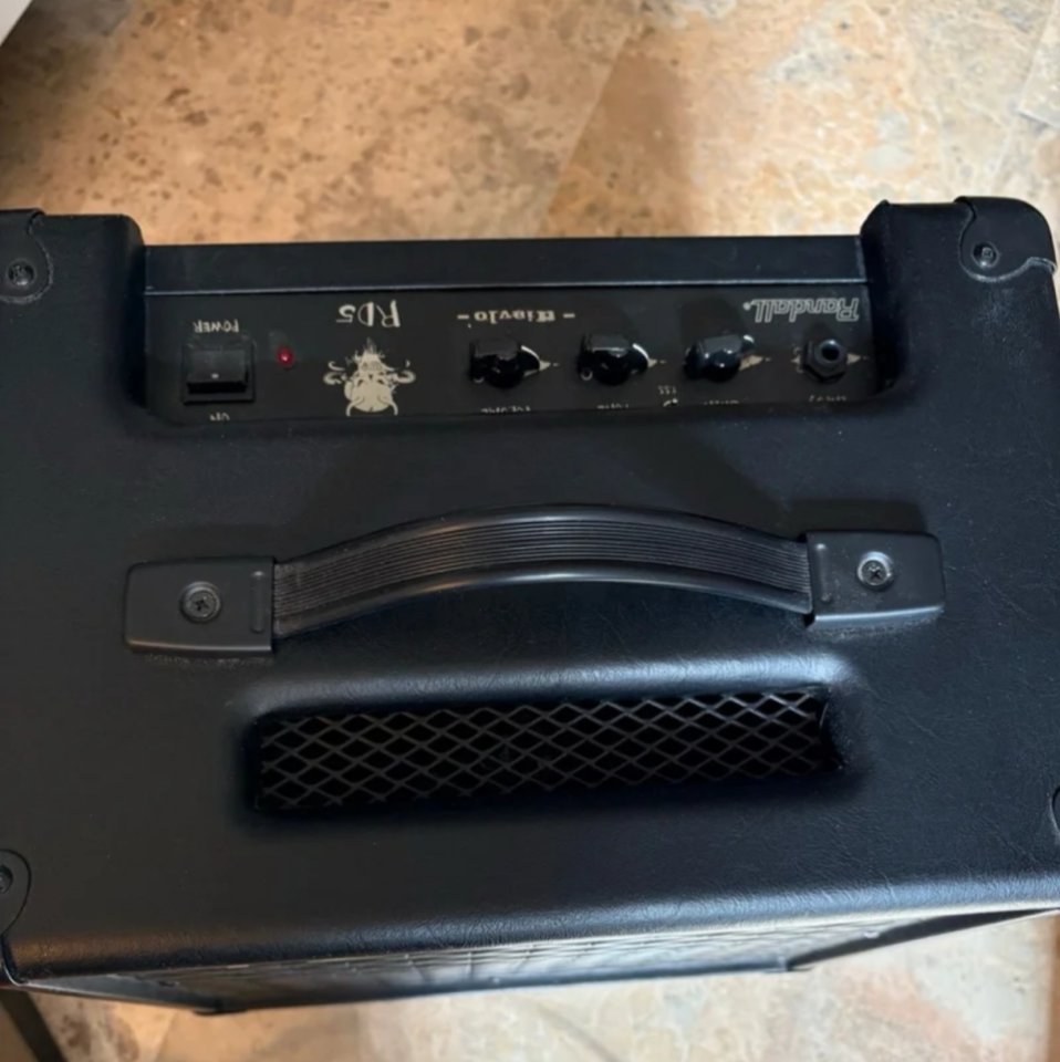 Amplificador Valvular Randall Diavlo RD5C (Combo 1x10") de segunda mano · Foto 2 de 3 · Córdoba · 200 €