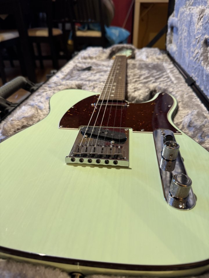 Fender American Ultra Luxe Telecaster – Transparent Surf Green de segunda mano · Foto 5 de 9 · Burgos · 2200 €