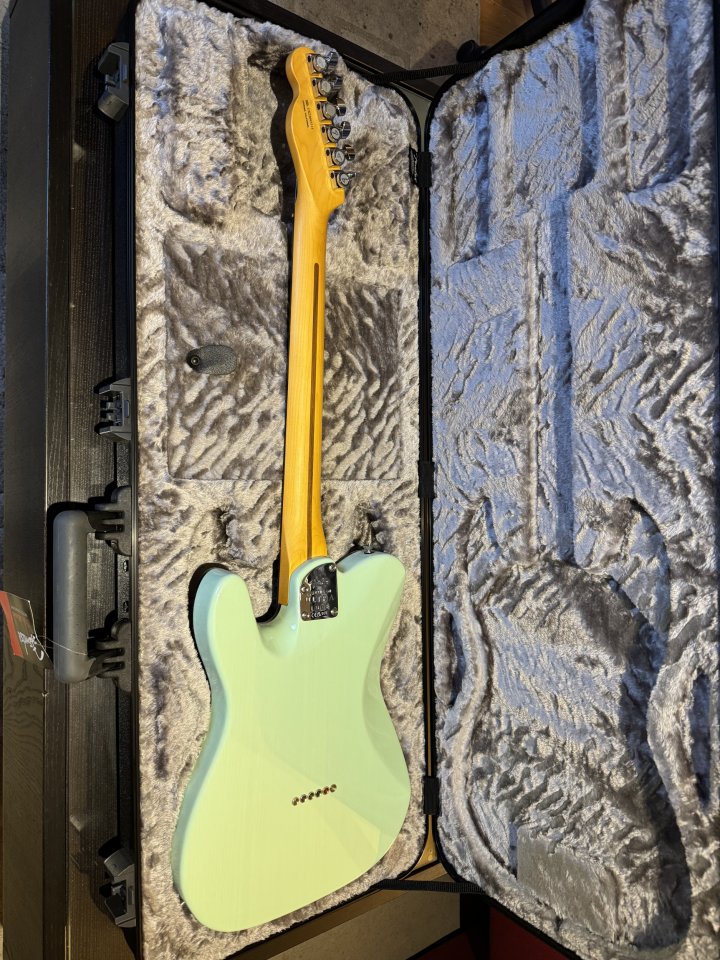 Fender American Ultra Luxe Telecaster – Transparent Surf Green de segunda mano · Foto 2 de 9 · Burgos · 2200 €