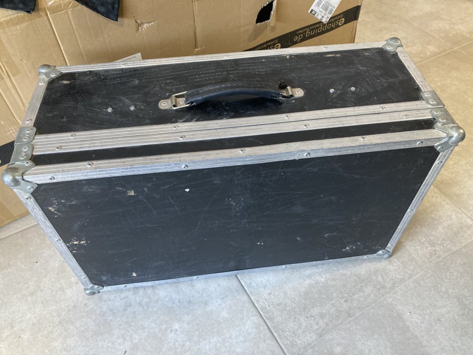 Flight Case para pedales Y multiefectos