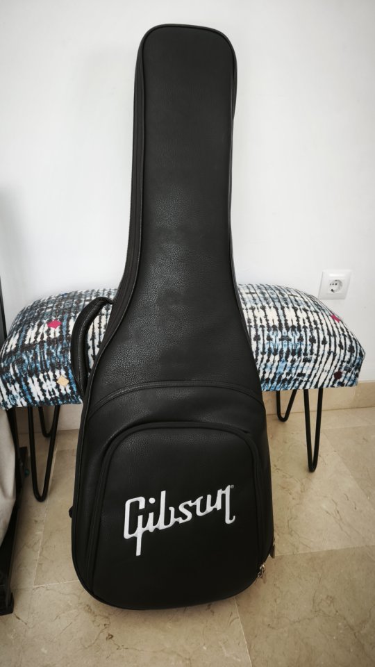 Gibson Les Paul Studio 2025 (Tapa Figured Honey Burst) - Reestreno absoluto de segunda mano · Foto 5 de 5 · Sevilla · 1250 €