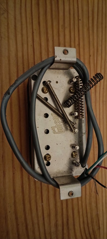 pastilla Gibson 500T puente