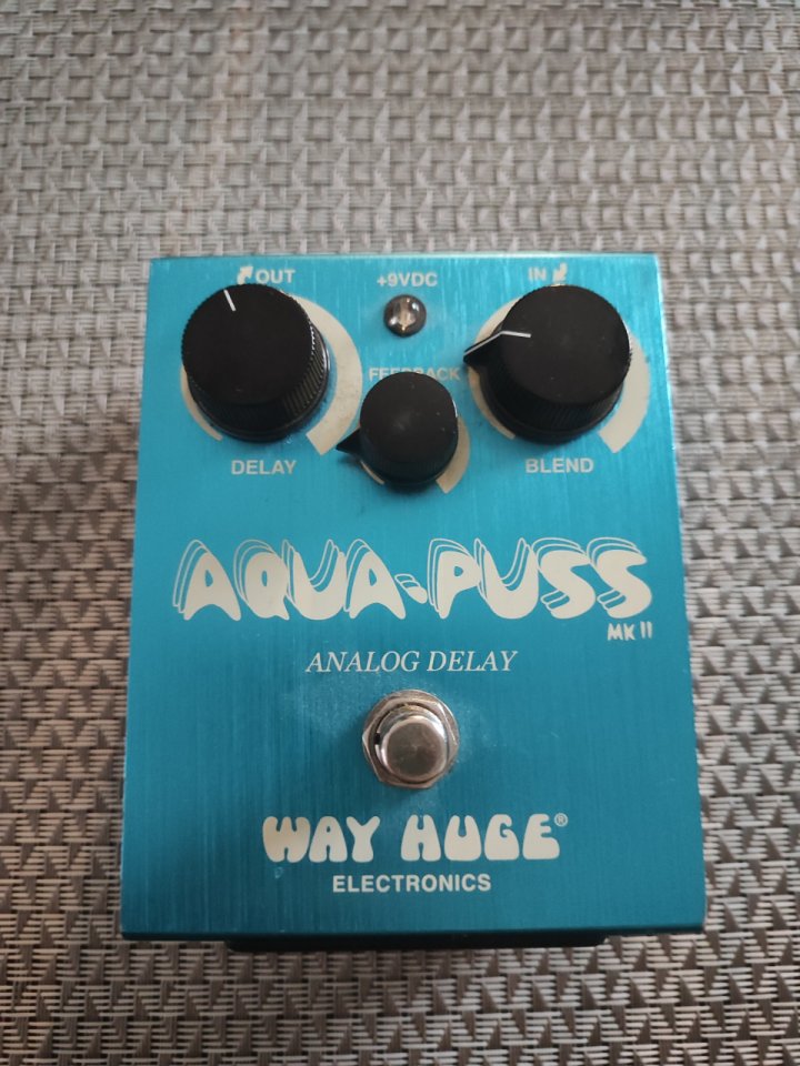 Way Huge Aqua-Puss MkII (Versión Original Grande) Delay Analógico