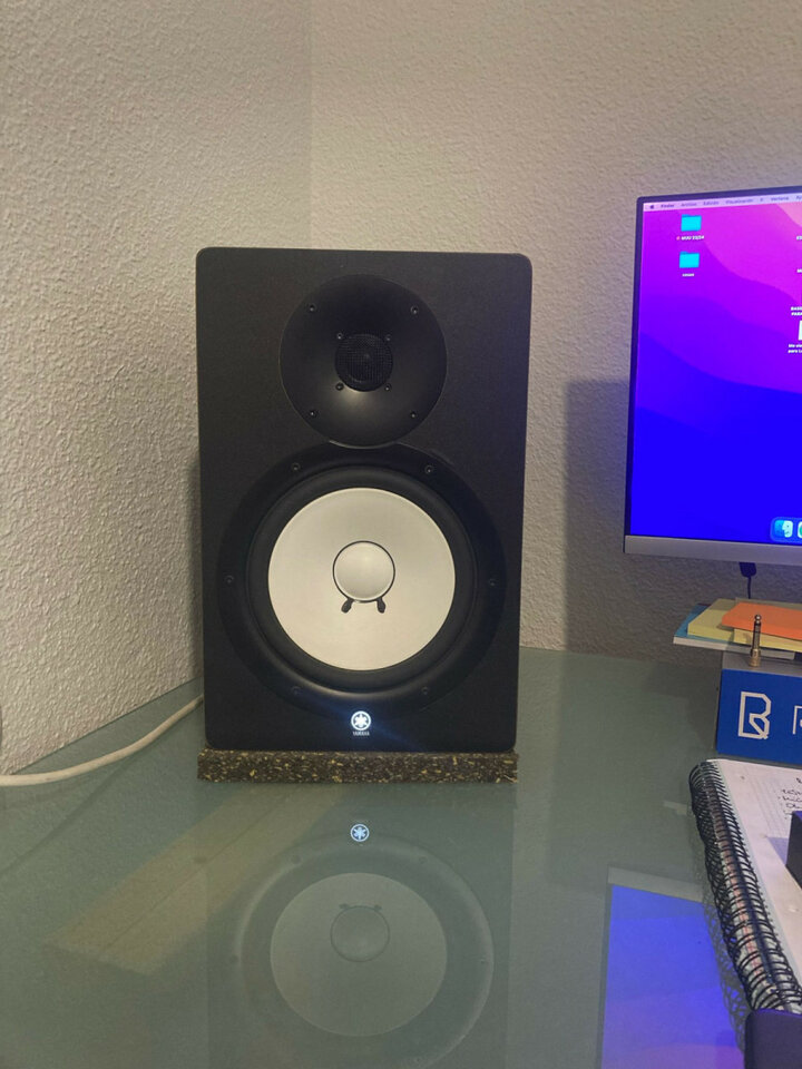 Yamaha HS8 pareja de segunda mano · Foto 2 de 8 · Madrid · 320 €