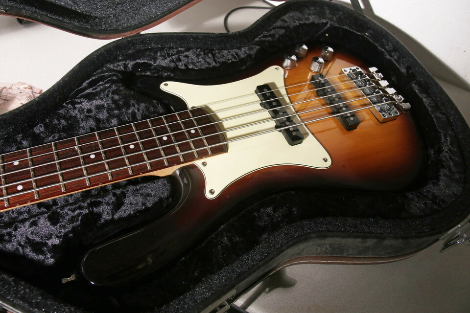 Warwick Teambuilt Pro Series Streamer CV, 5-String