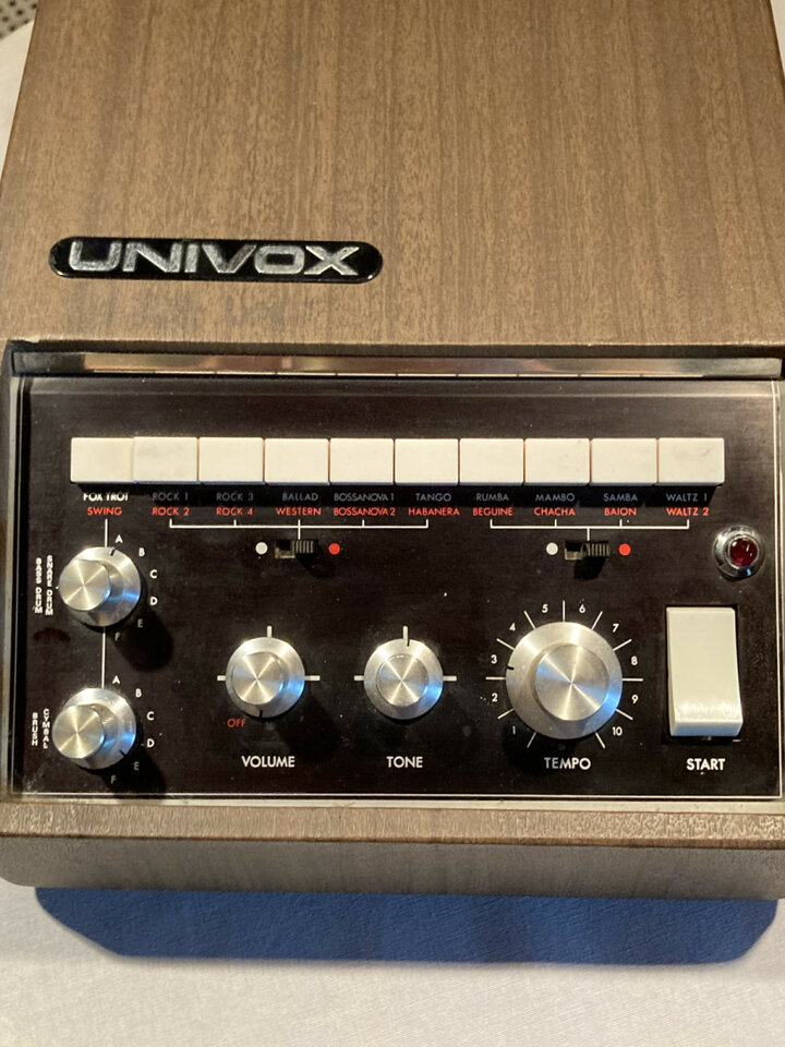 Univox SR-55