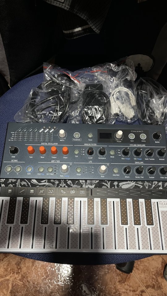 Microfreak impecable de segunda mano · Foto 2 de 3 · Madrid · 250 €