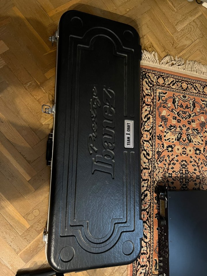 Ibanez rg760/570 de segunda mano · Foto 10 de 10 · Barcelona · 650 €