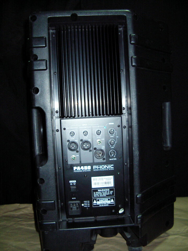 Monitor activo Phonic PA450 con funda y tripode