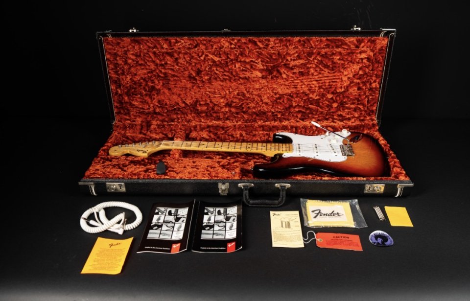 Fender voodoo Stratocaster 1998 de segunda mano · Foto 1 de 10 · Madrid · 2300 €