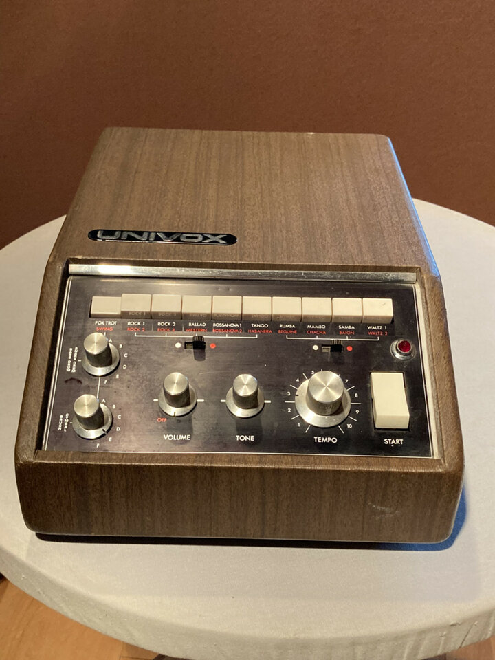 Univox SR-55
