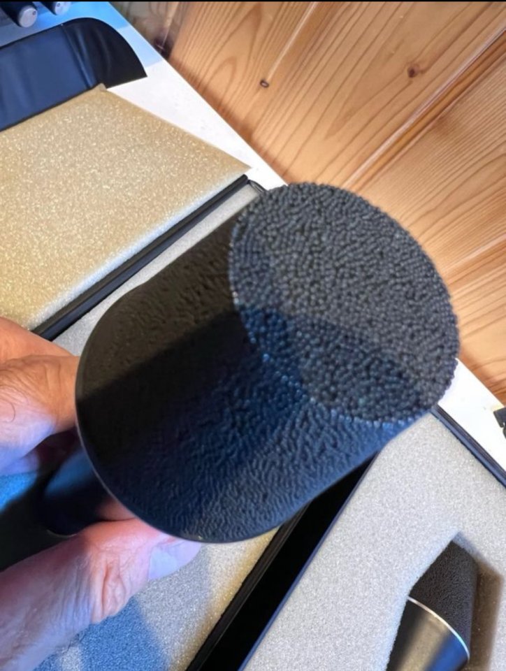 Pareja de Microfonos AKG D 222 EB vintage