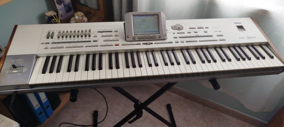 KORG PA2 XPro teclado Arranger profesional 76 teclas semi-pesadas de segunda mano · Foto 1 de 6 · SC Tenerife · 700 €