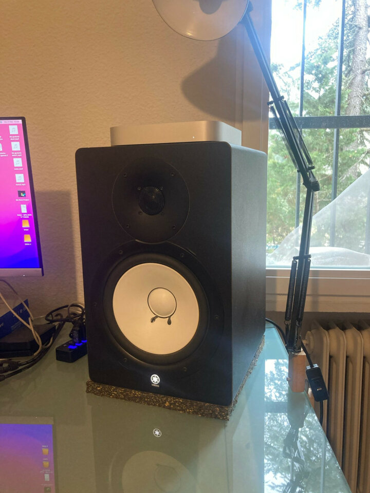 Yamaha HS8 pareja de segunda mano · Foto 6 de 8 · Madrid · 320 €