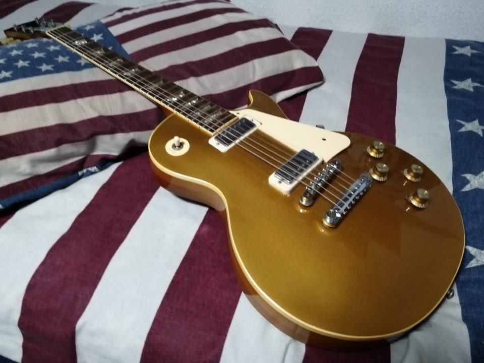 Gibson Les Paul Deluxe Goldtop 1973 de segunda mano · Foto 2 de 10 · Almería · 7499 €